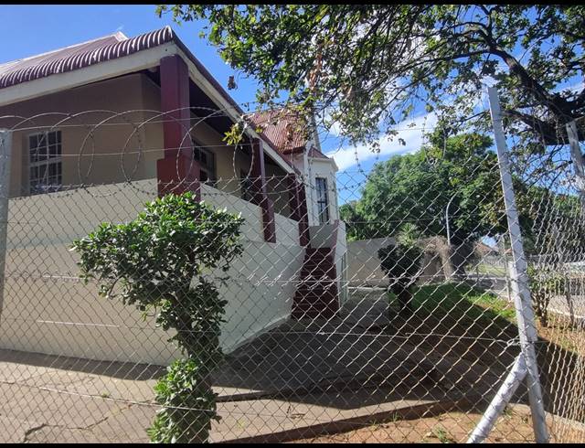 3 BEDROOM HOUSE FOR SALE IN UITENHAGE CENTRAL